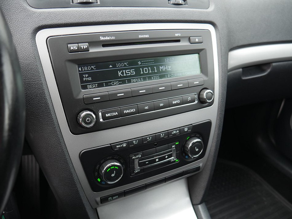 Škoda Octavia II 2.0TDi Elegance