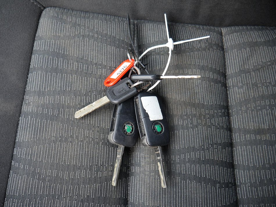 Škoda Octavia II 2.0TDi Elegance