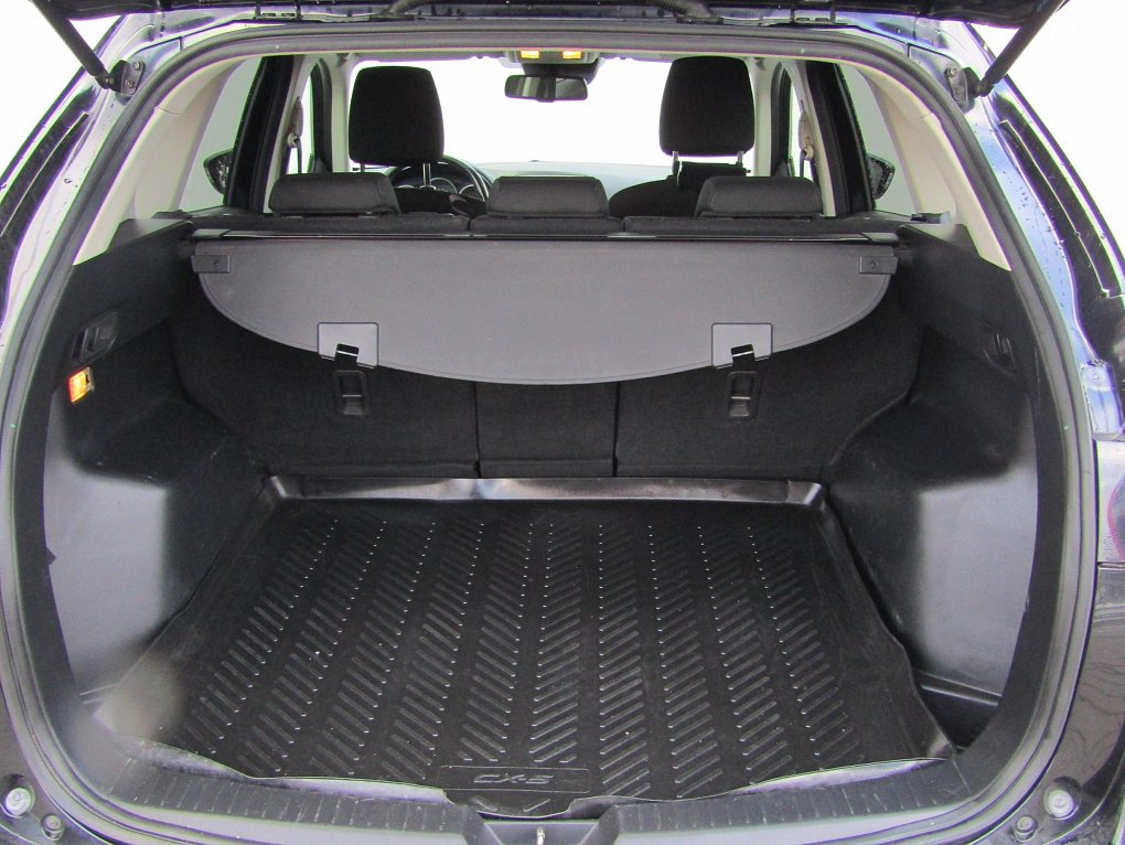 Mazda CX-5 2.0i  4x4