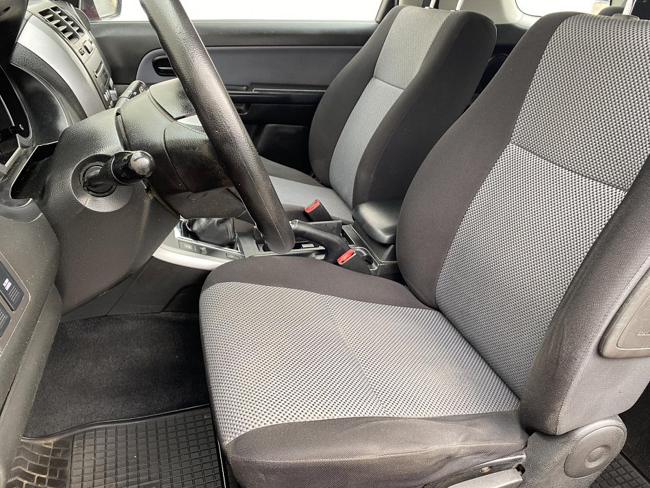 Suzuki Grand Vitara 1.6 VVT Comfort 4WD