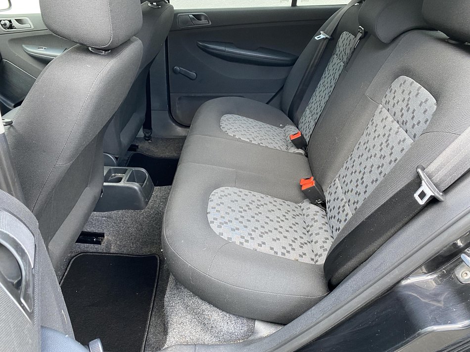 Škoda Fabia I 1.4 16V 
