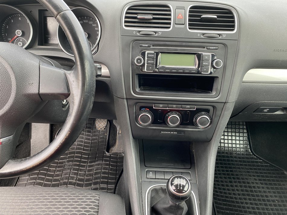 Volkswagen Golf 1.4i 
