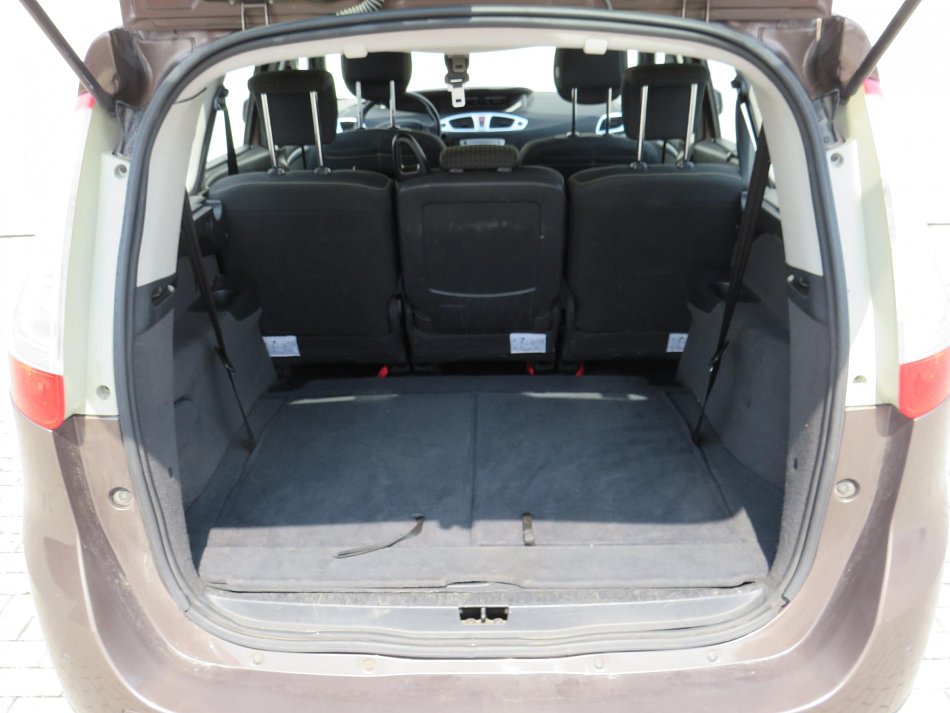 Renault Scénic 1.4T  7míst