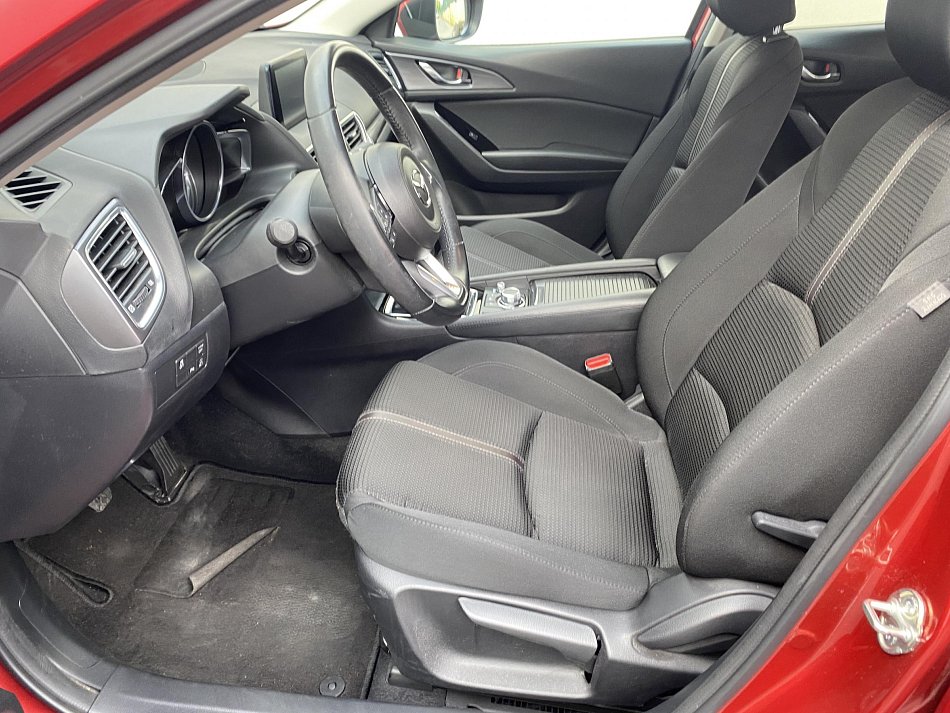 Mazda 3 2.0i Sport