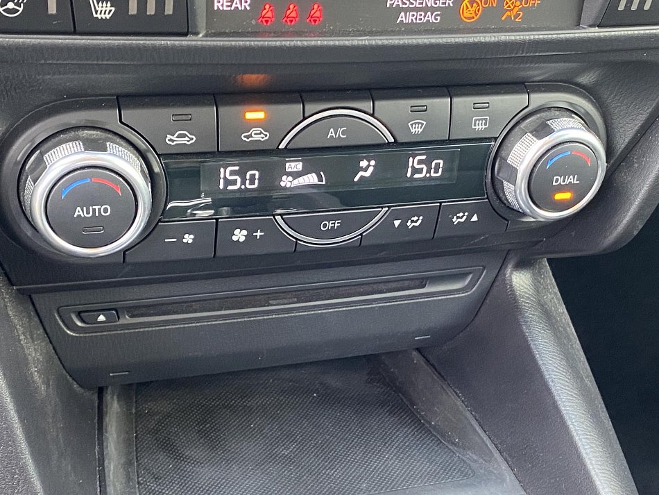 Mazda 3 2.0i Sport