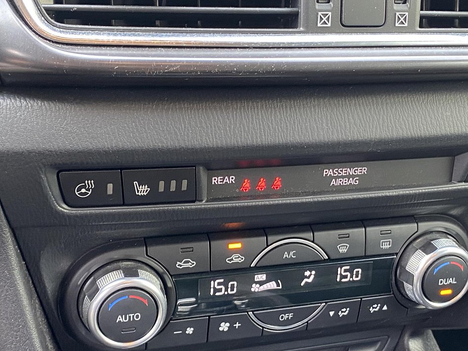 Mazda 3 2.0i Sport