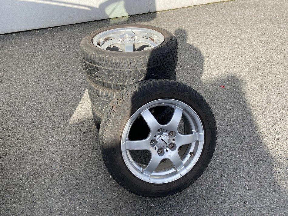 Škoda Yeti 1.2 TSi Ambition