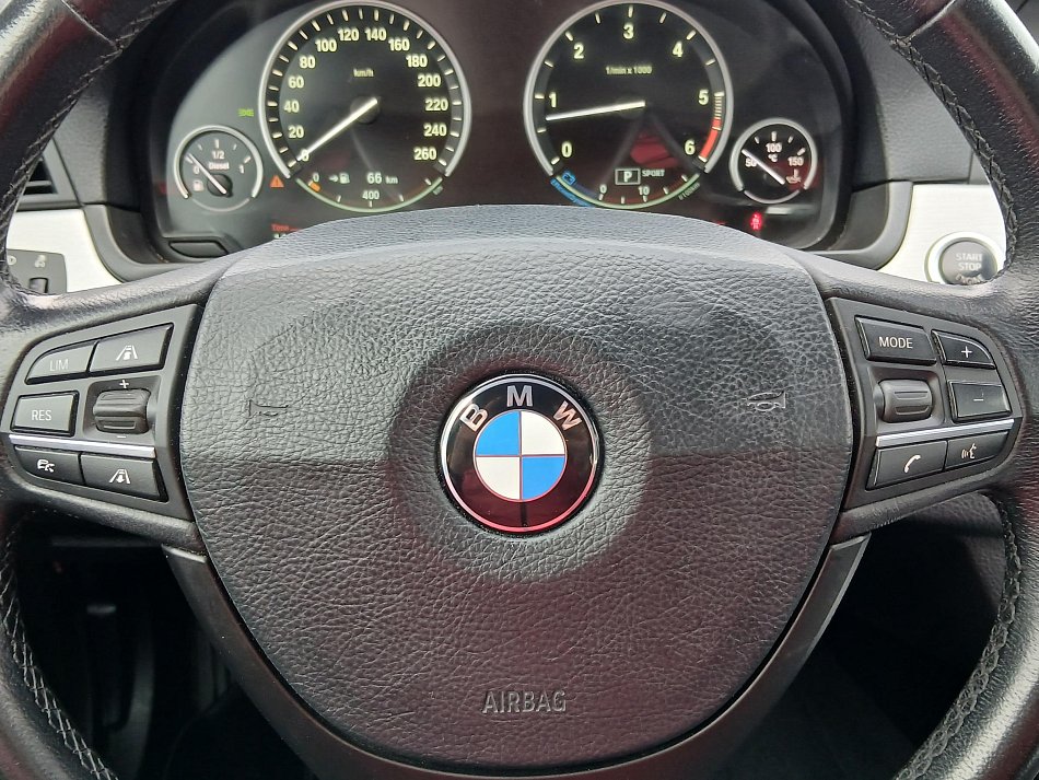 BMW Řada 5 530D  530D