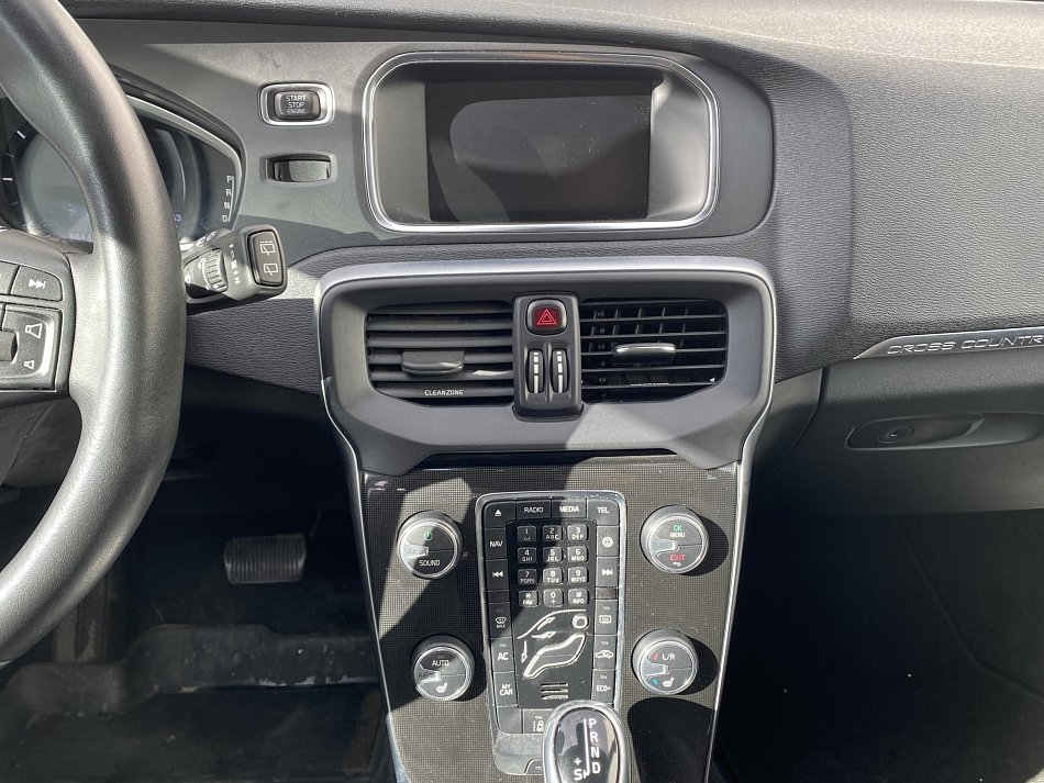 Volvo V40 2.0 D3 Cross Country