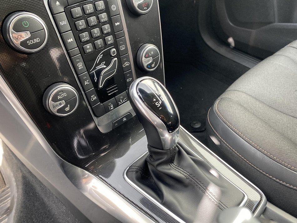 Volvo V40 2.0 D3 Cross Country