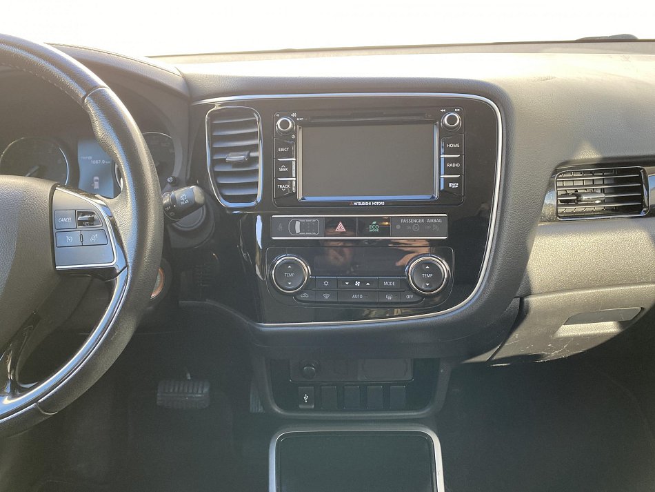 Mitsubishi Outlander 2.0MiVEC 