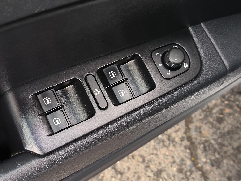 Škoda Superb II 2.0 TDi Elegance