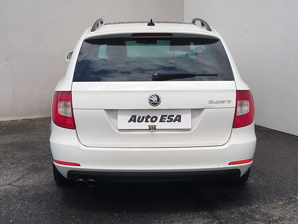 Škoda Superb II 2.0 TDi Elegance