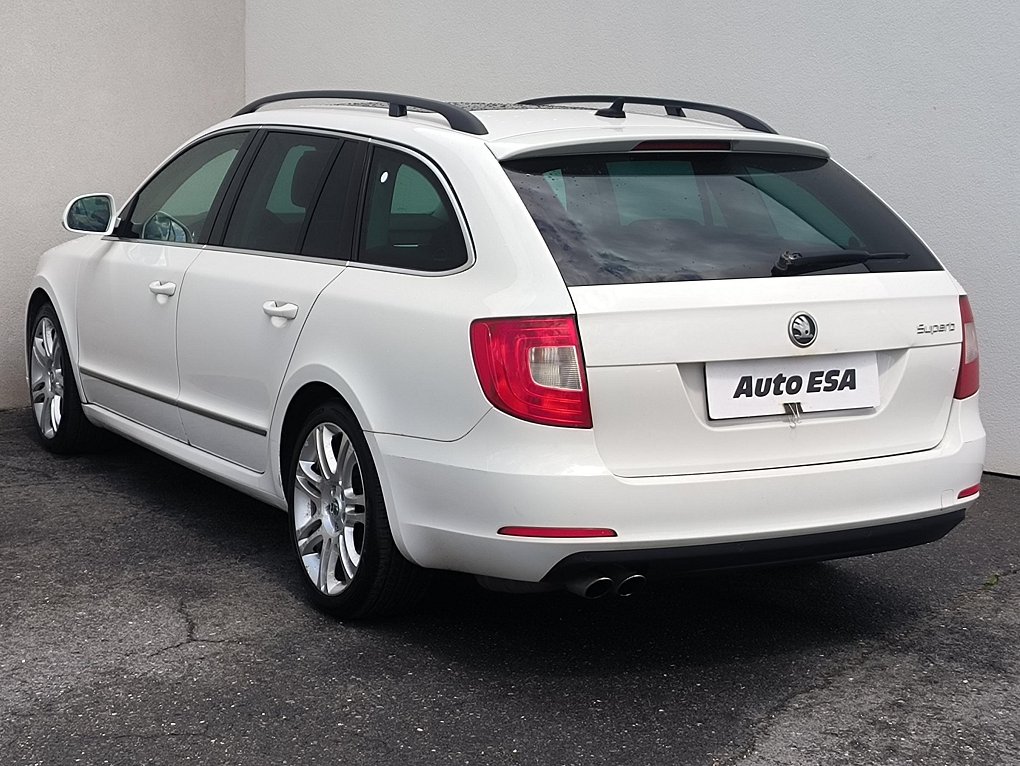 Škoda Superb II 2.0 TDi Elegance