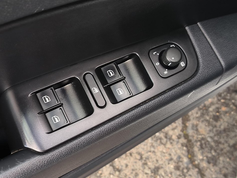 Škoda Superb II 2.0 TDi Elegance