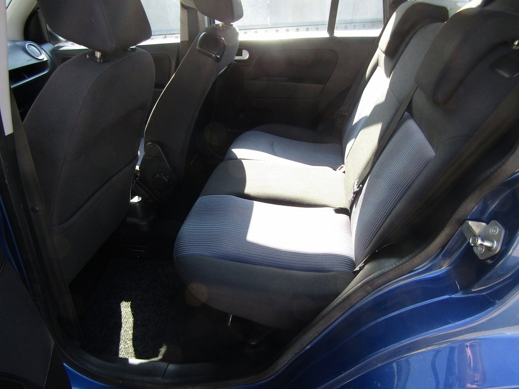 Ford Fusion 1.4 i 