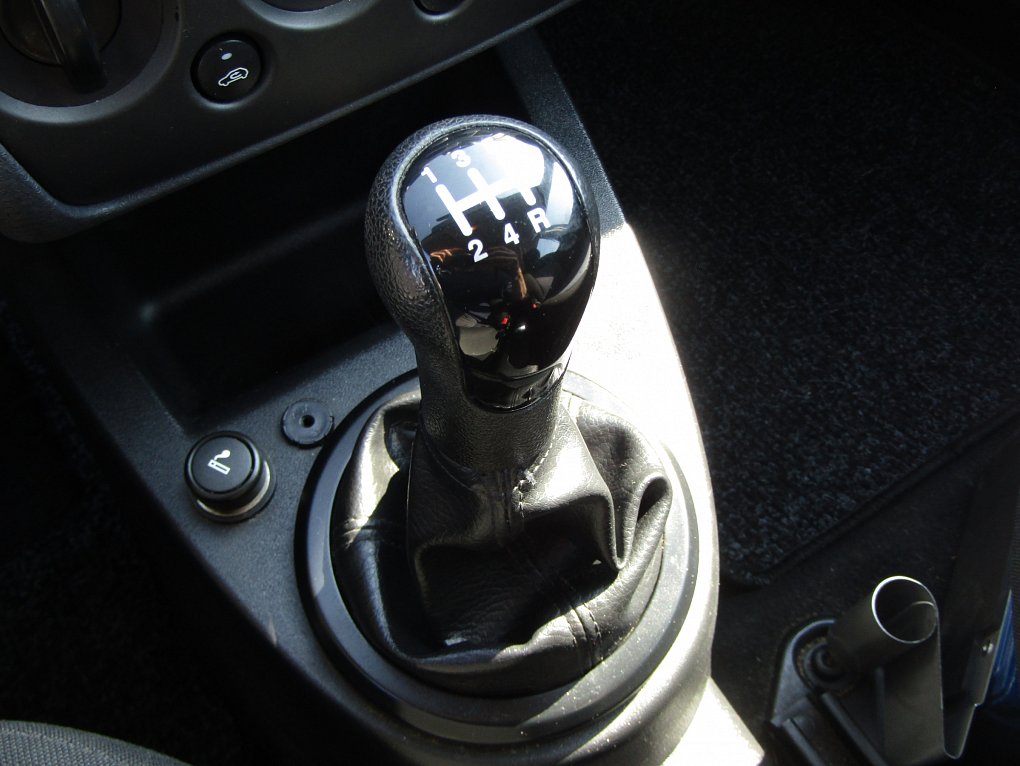 Ford Fusion 1.4 i 