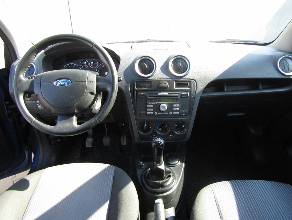 Ford Fusion 1.4 i 