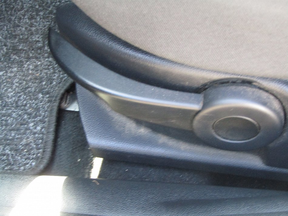Ford Fusion 1.4 i 