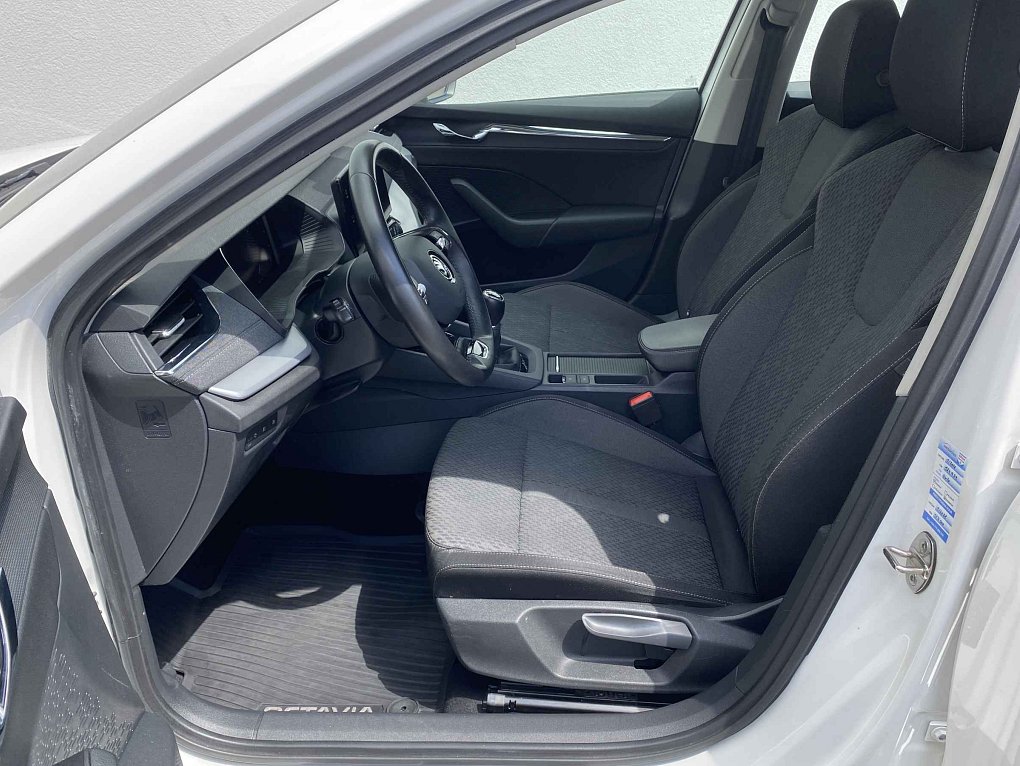 Škoda Octavia IV 1.5 TSi Style