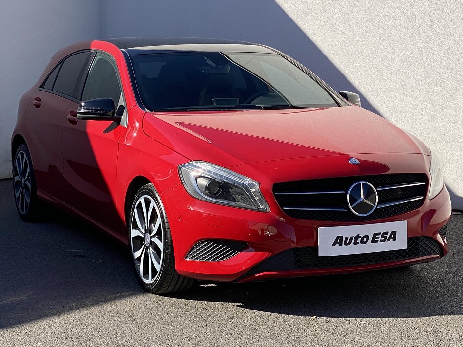 Mercedes-Benz Třída A 1.6  A180