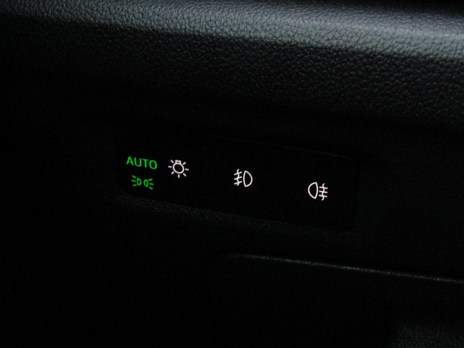 Škoda Octavia IV 1.5 TSi Ambition