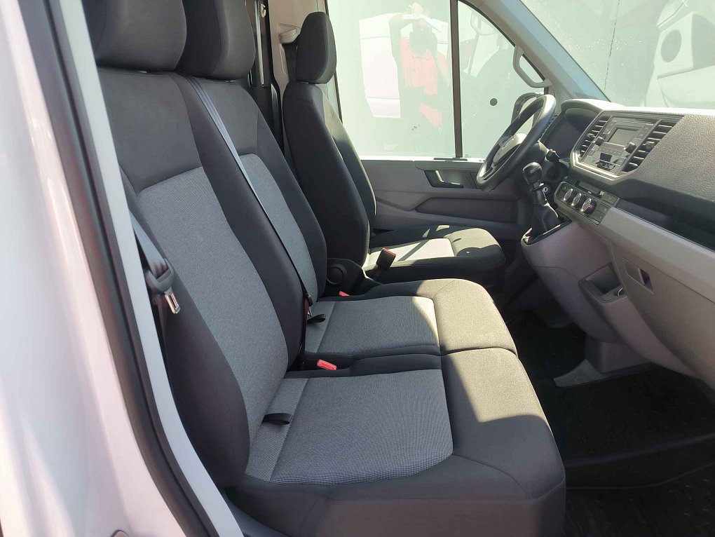 Volkswagen Crafter 2.0TDi  L3H2