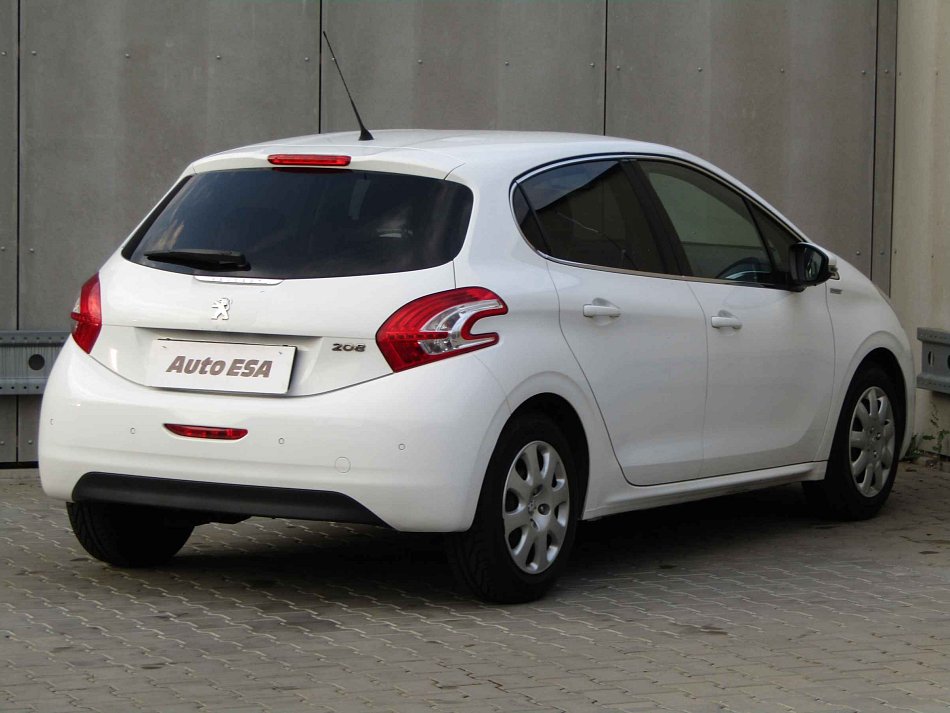 Peugeot 208 1.2PT 