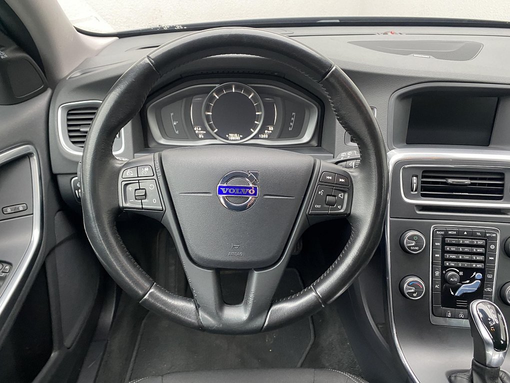 Volvo V60 2.0D Cross Country