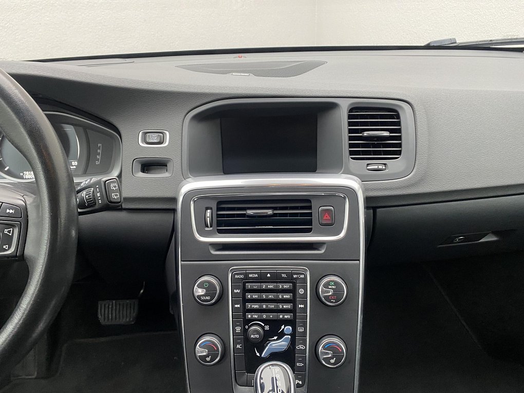 Volvo V60 2.0D Cross Country