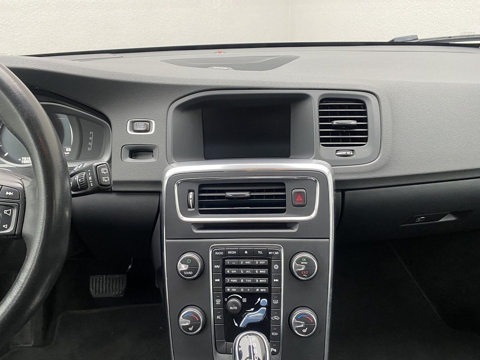 Volvo V60 2.0D Cross Country