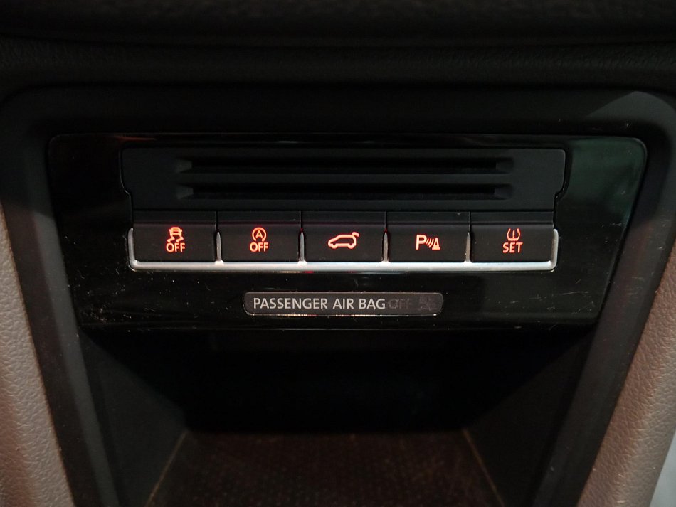 Volkswagen Sharan 2.0TDi  7míst