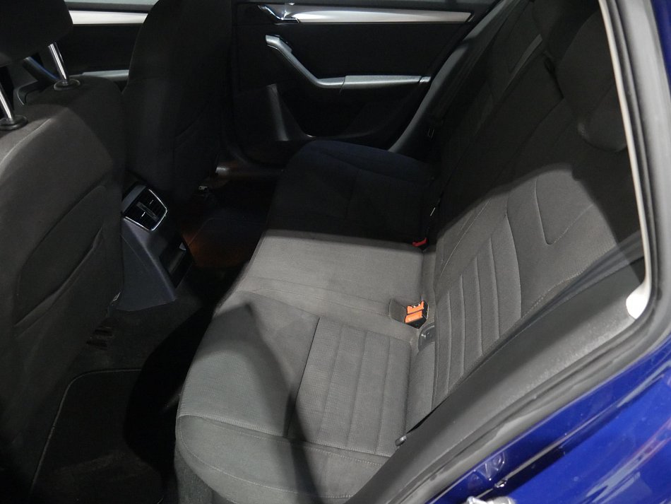 Škoda Octavia III 2.0 TDi Elegance