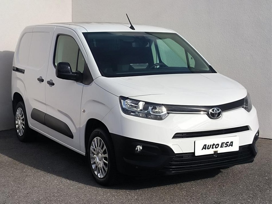 Toyota ProAce City 1.5D-4D Active MAXi