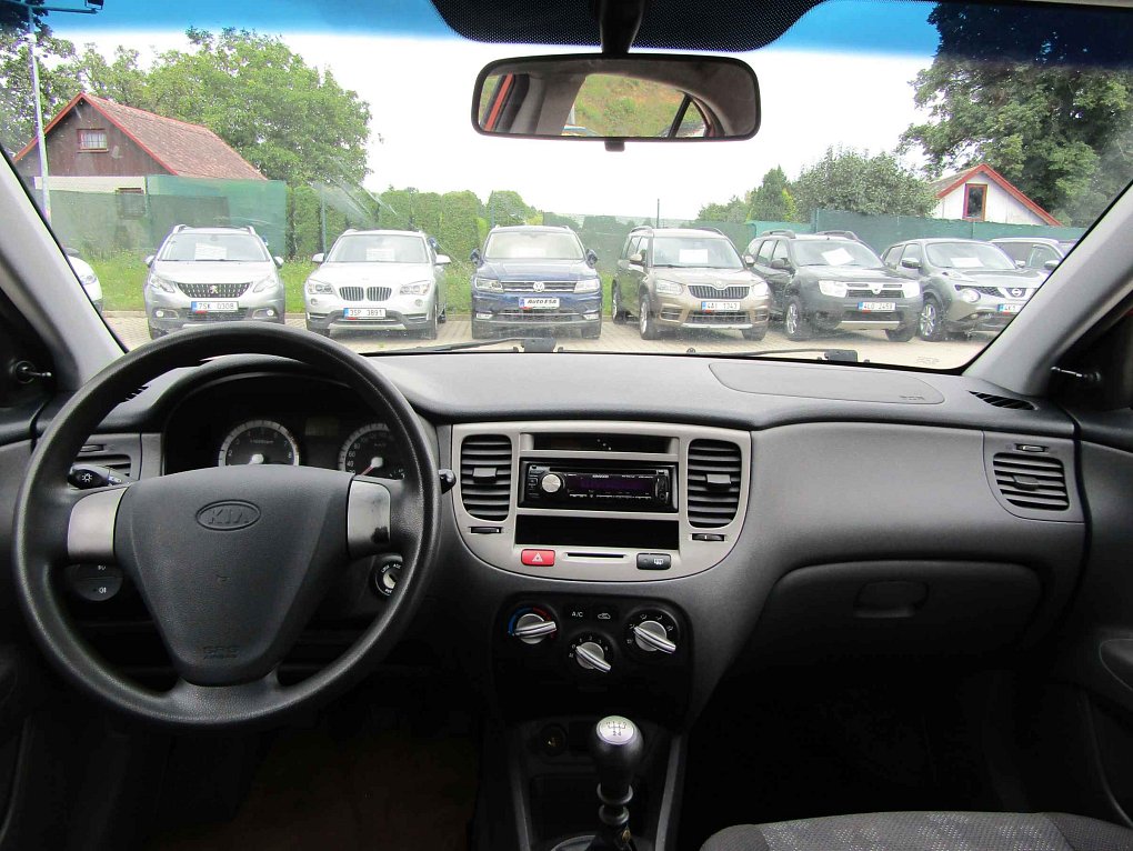 Kia Rio 1.6i 