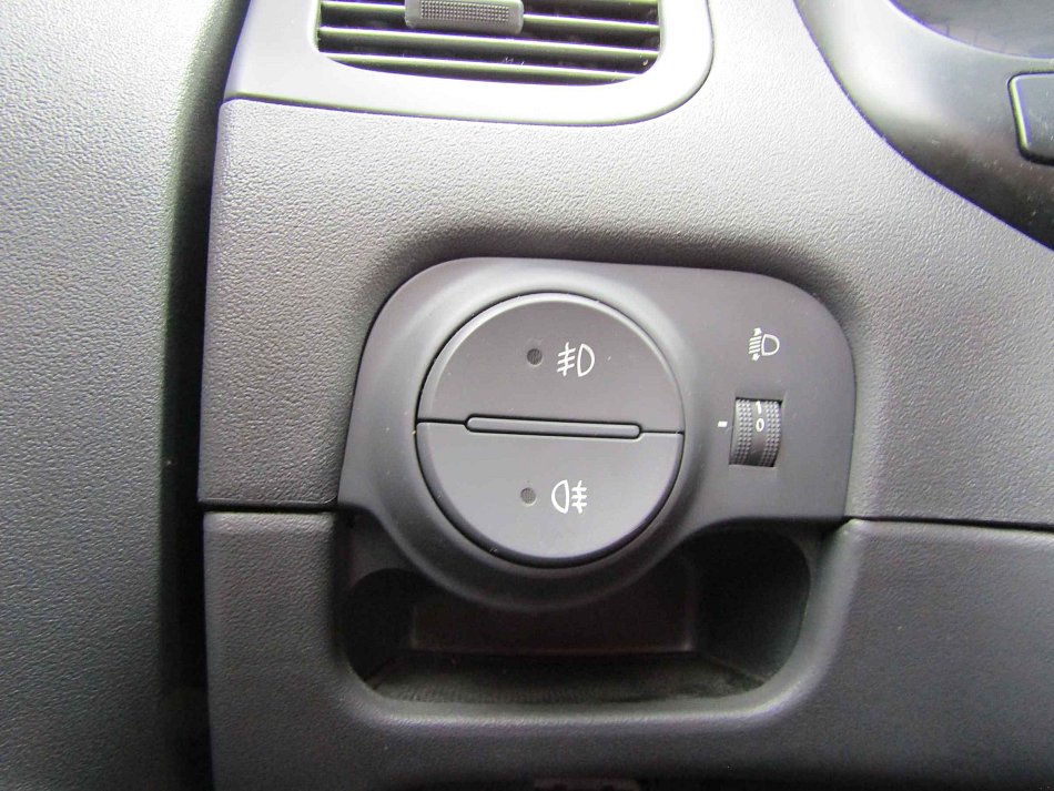 Kia Rio 1.6i 