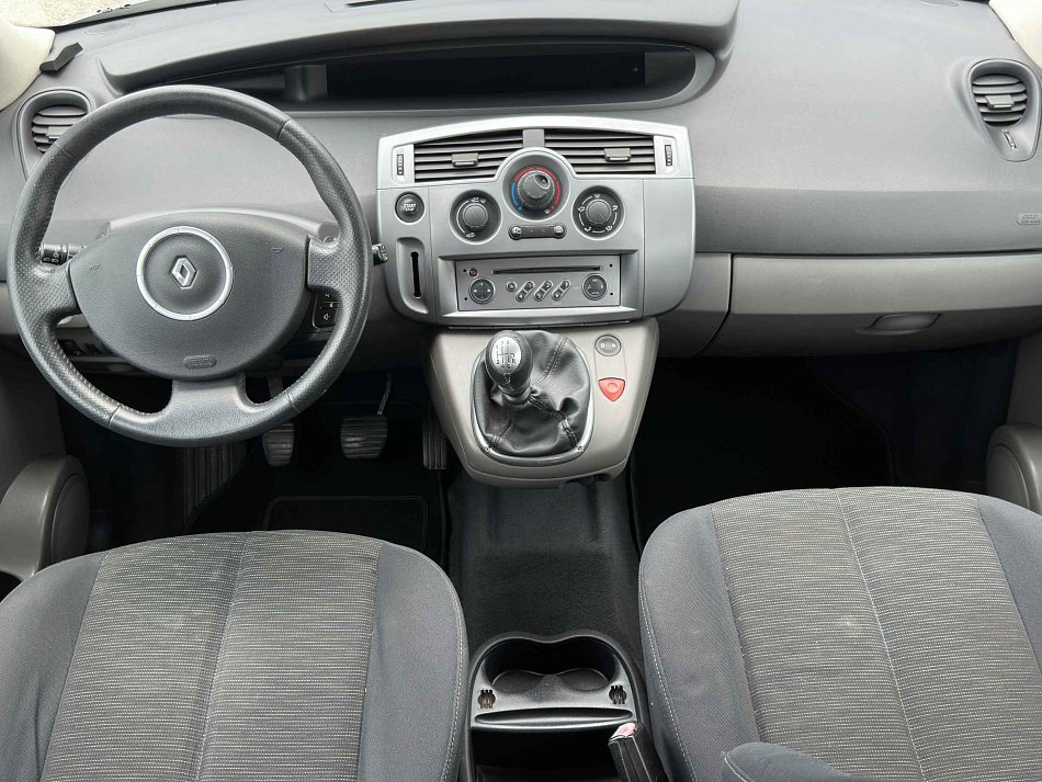 Renault Scénic 1.9 dCi 