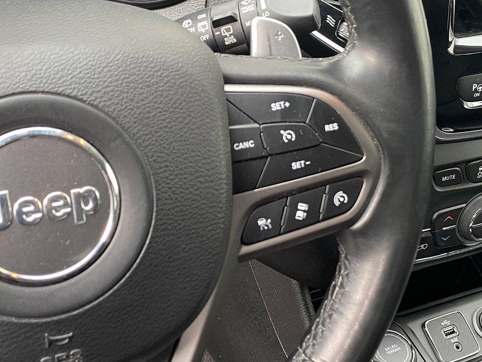 Jeep Cherokee 2.2 M-Jet Limited 4X4
