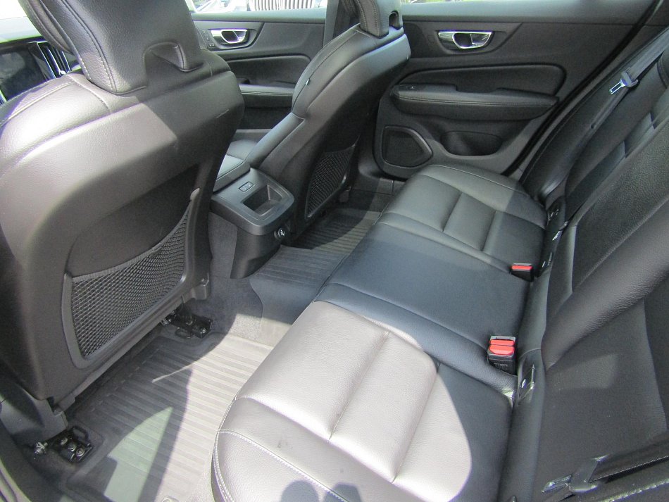 Volvo V60 2.0d  4x4