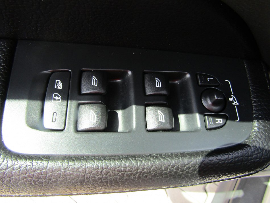 Volvo V60 2.0d  4x4