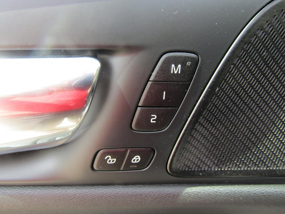 Volvo V60 2.0d  4x4