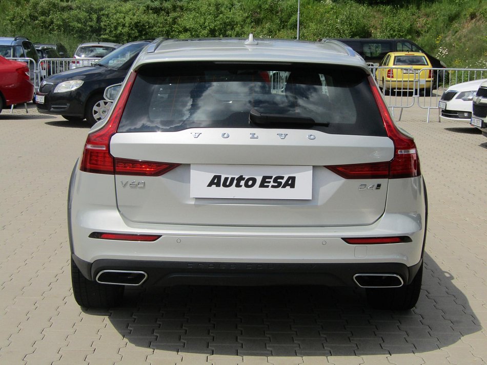 Volvo V60 2.0d  4x4