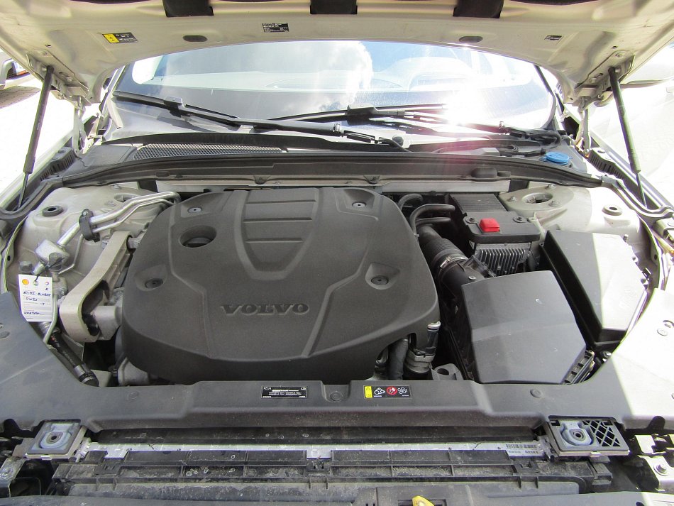 Volvo V60 2.0d  4x4