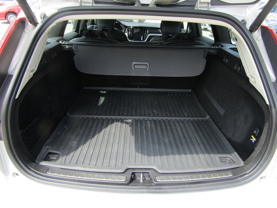 Volvo V60 2.0d  4x4