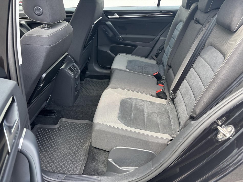 Volkswagen Sportsvan 1.4 TSi Highline