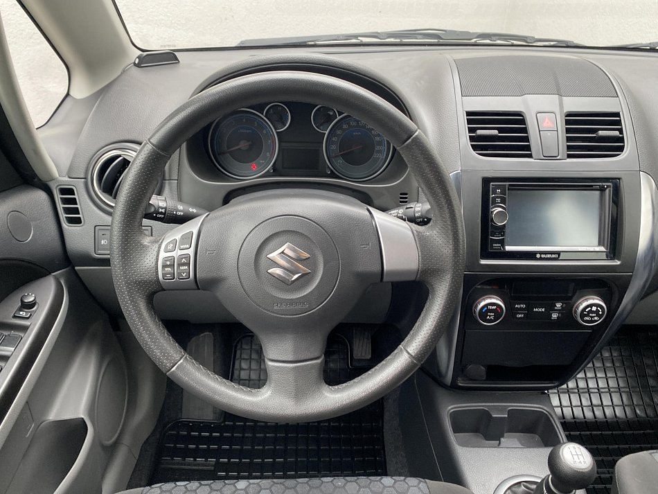 Suzuki SX4 1.6i  4x4