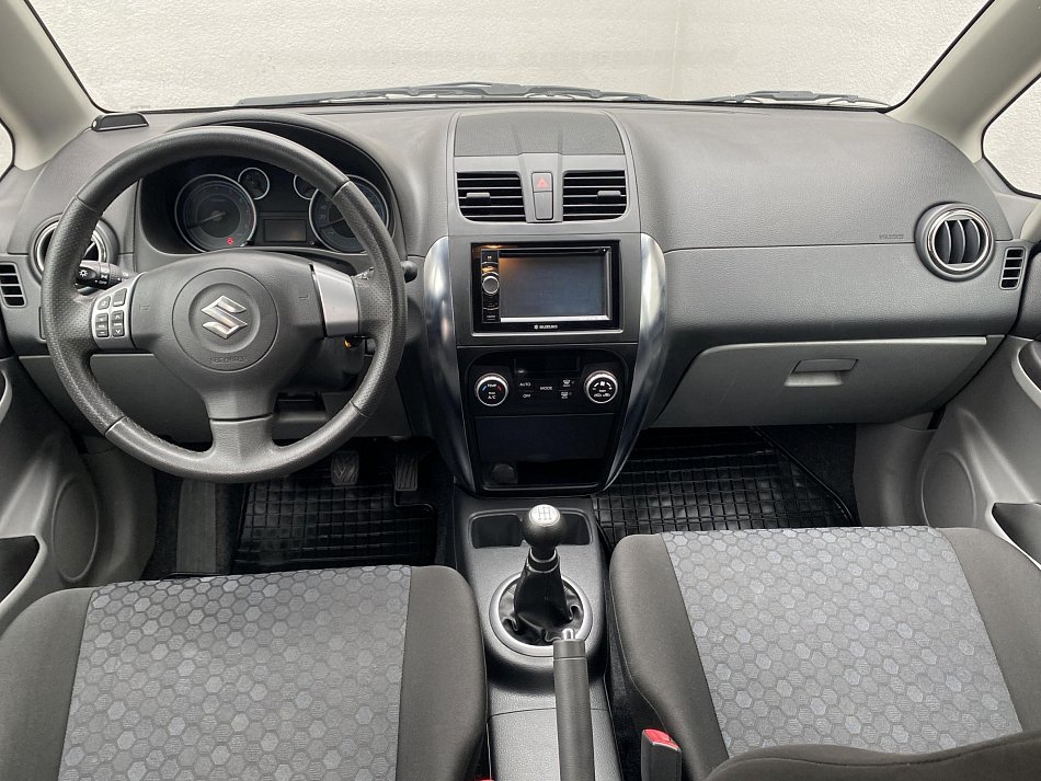 Suzuki SX4 1.6i  4x4