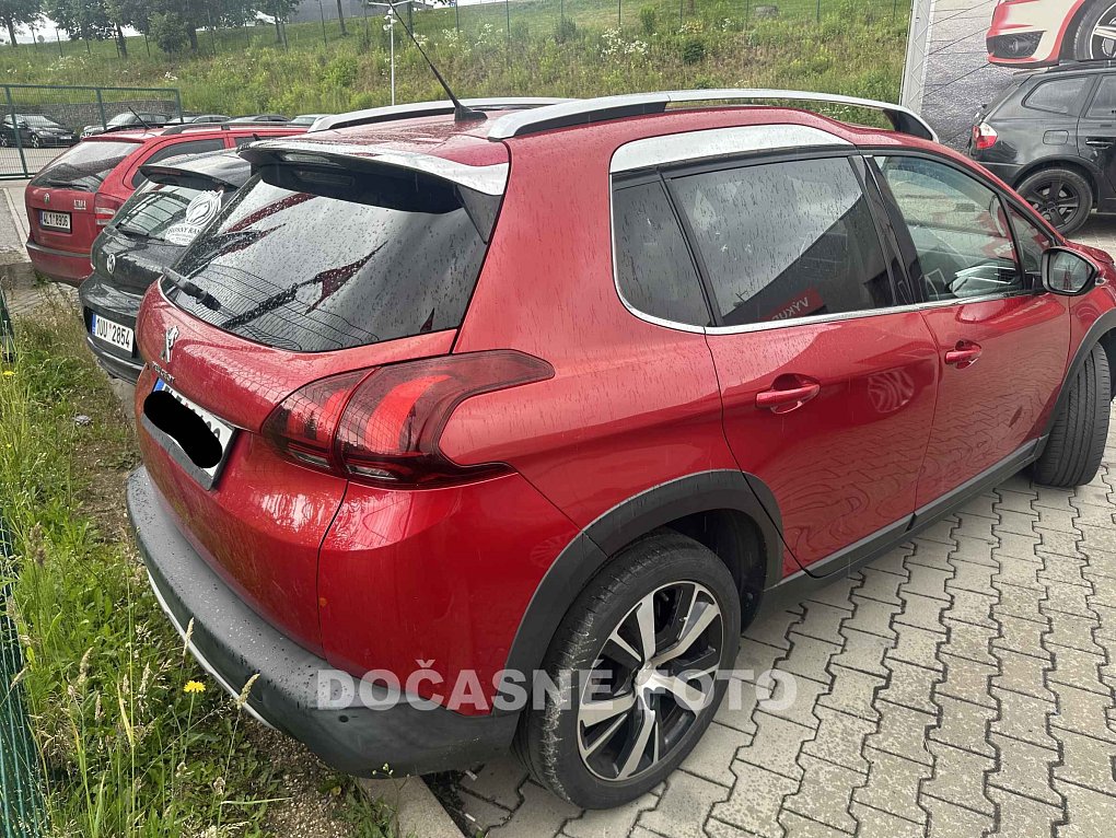 Peugeot 2008 1.2pt 