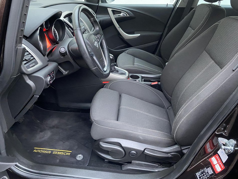 Opel Astra 1.4T 