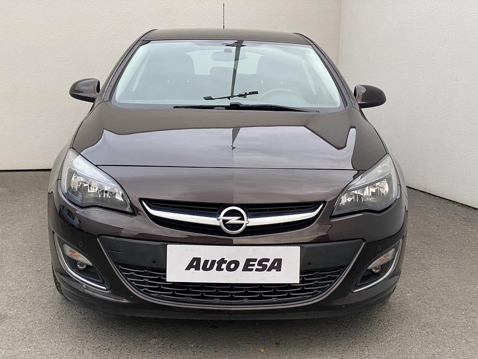 Opel Astra 1.4T 